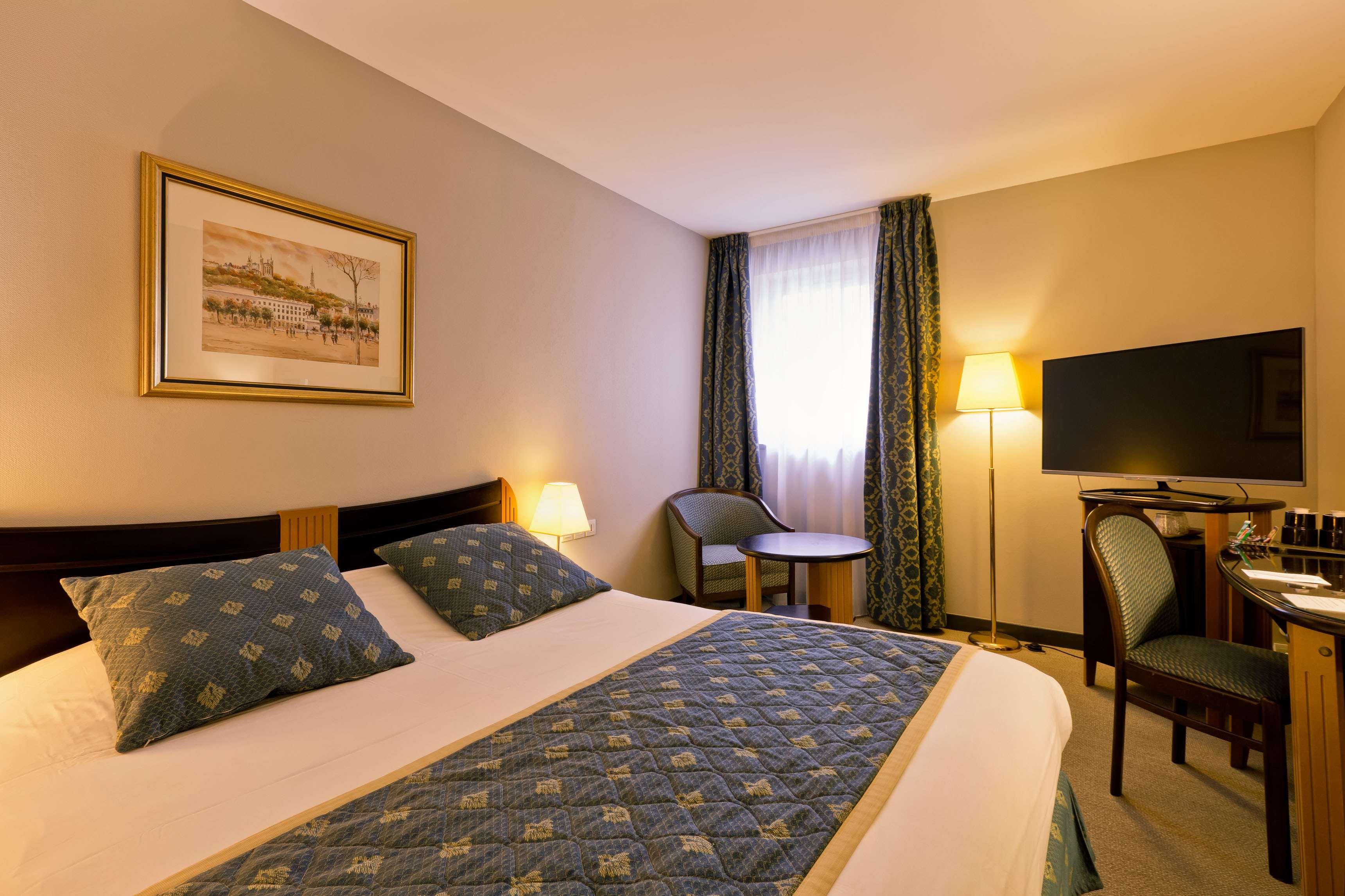 Best Western Crequi Lyon Part Dieu Exterior foto