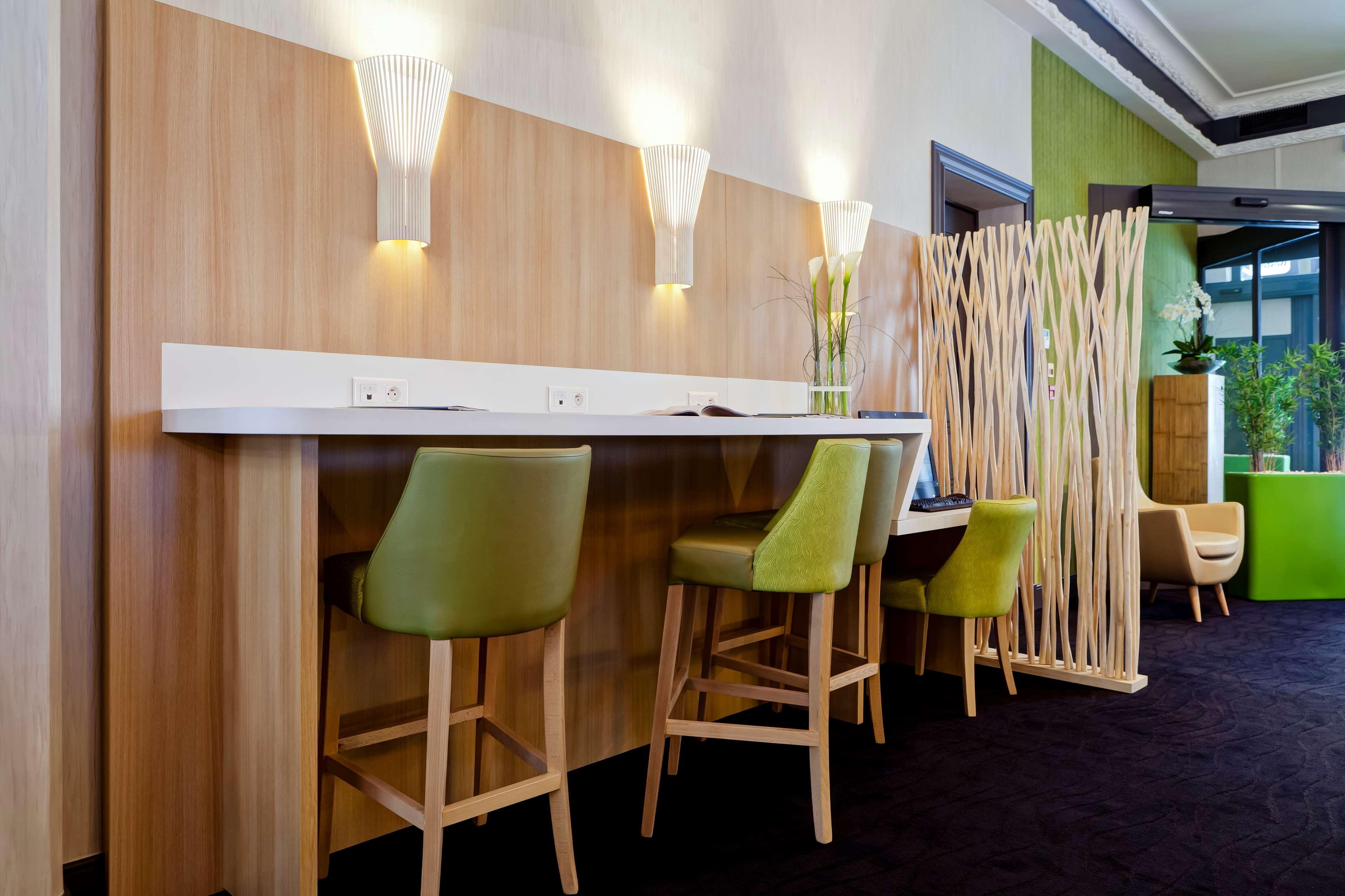 Best Western Crequi Lyon Part Dieu Exterior foto